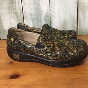 Alegria Keli Pro KEL-676W Womens Black Gold Clogs Shoes Size 37 EUR Size 7